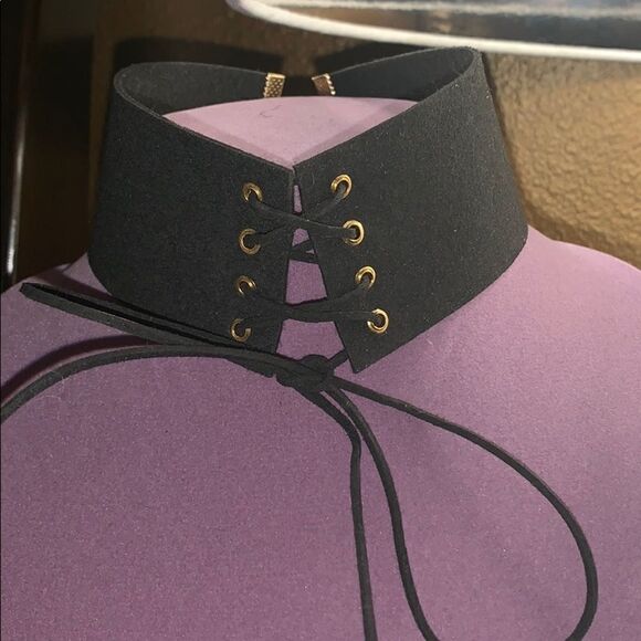 Faux suede choker   - Picture 1 of 5